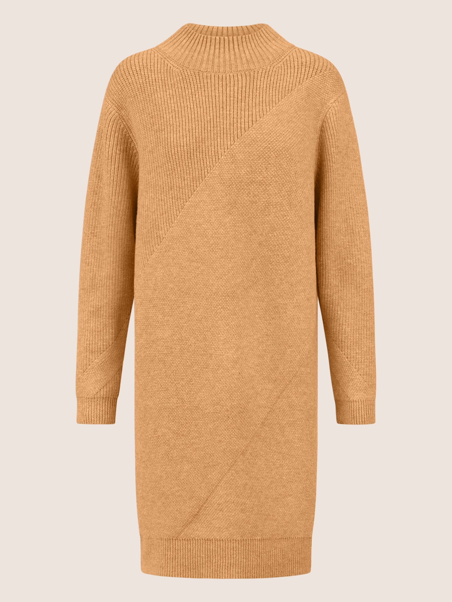 APART Oversized Strickkleid in Gerade Form | cognac