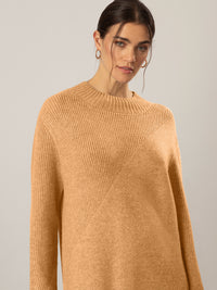 APART Oversized Strickkleid in Gerade Form | cognac