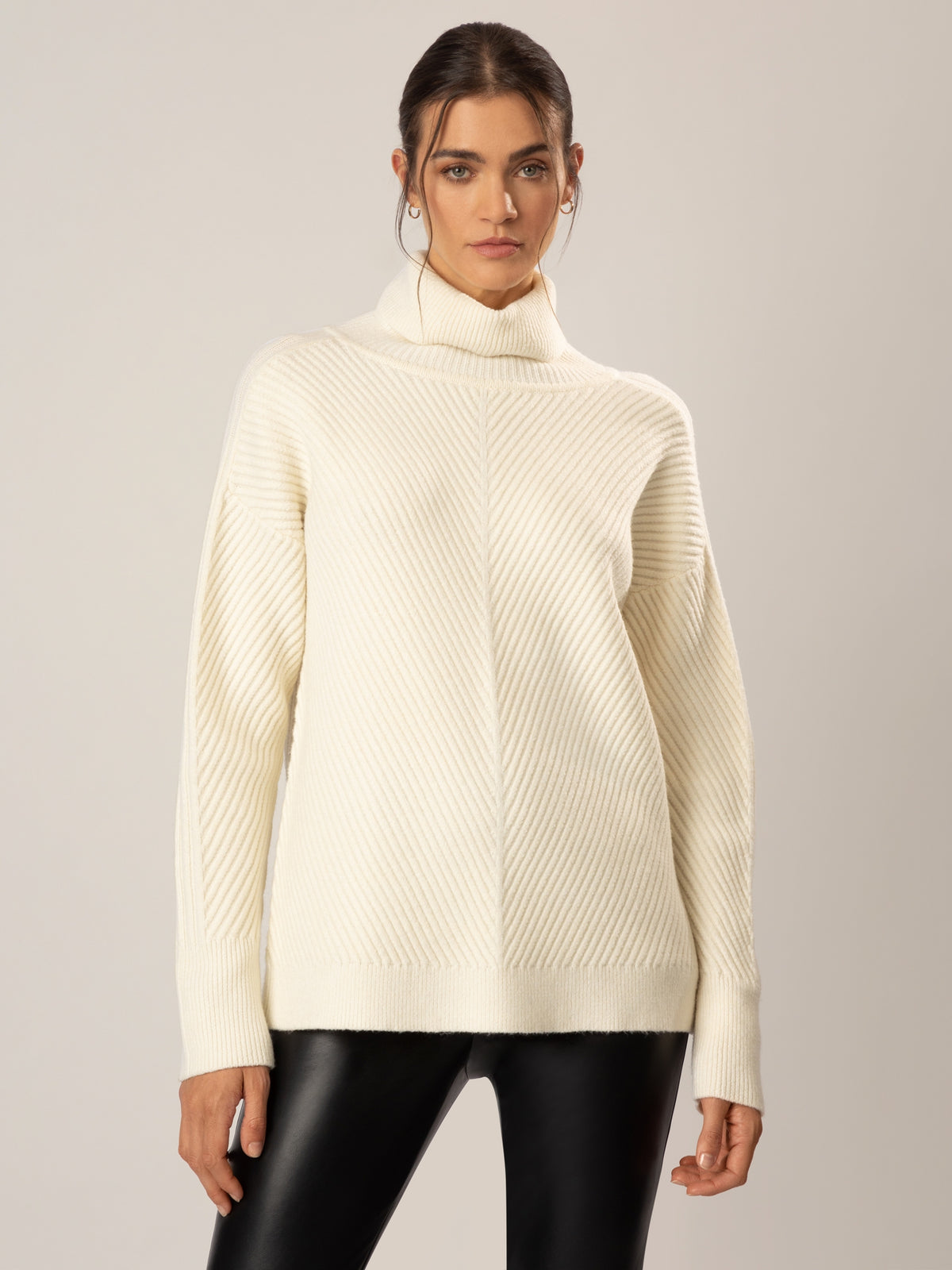 APART Pullover aus einer soften Viskose- Mischung mit Kaschmir | creme