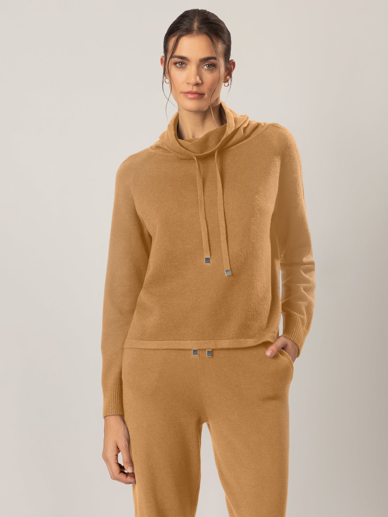 APART Pullover aus einer soften Viskose Mischung mit Kaschmir | cognac