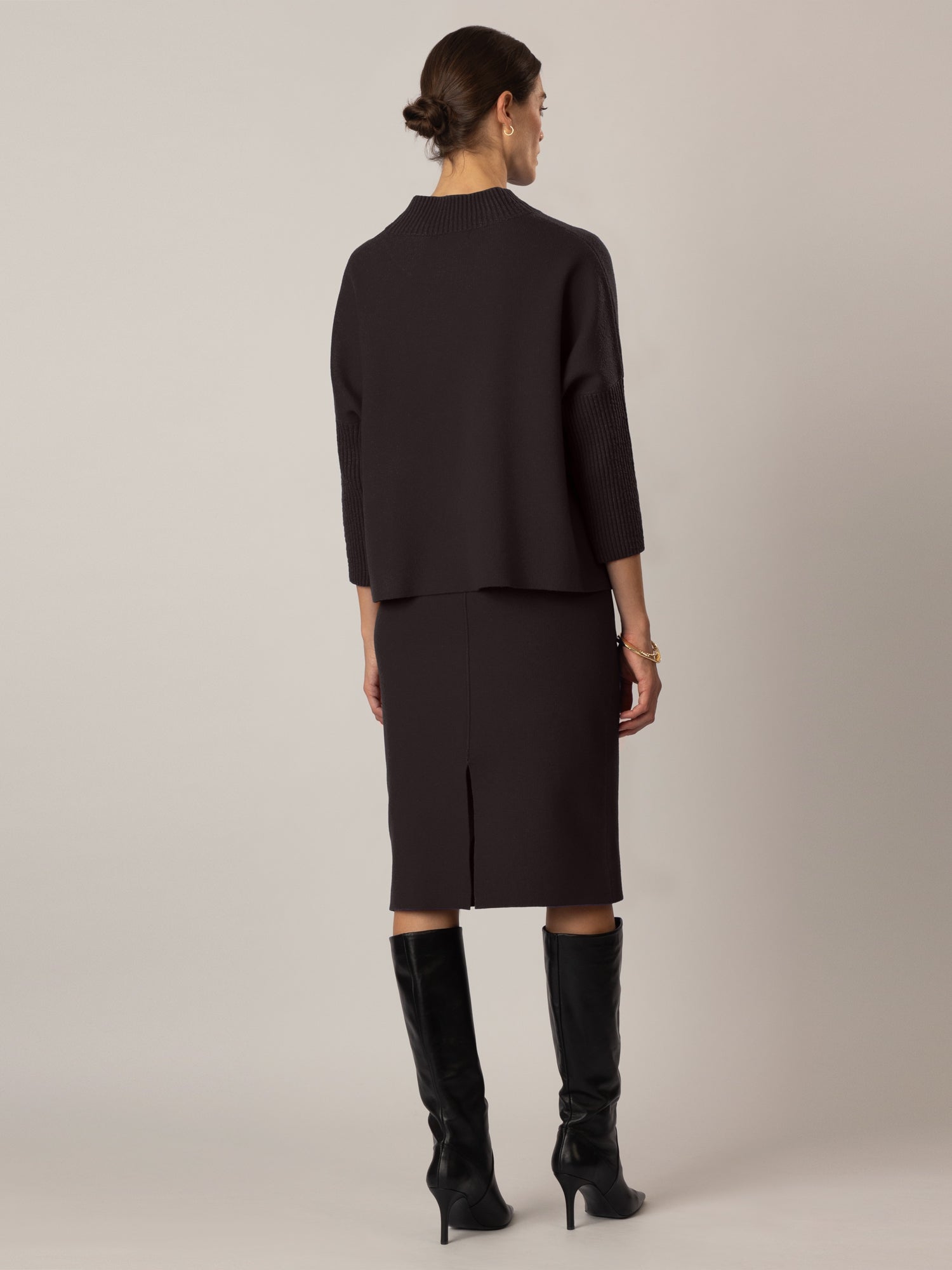 APART Oversized Pullover in Milano- Knit aus einer soften Viskose- Mischung mit Kaschmir | schwarz