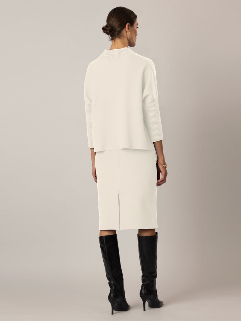 APART Oversized Pullover in Milano- Knit aus einer soften Viskose- Mischung mit Kaschmir | creme