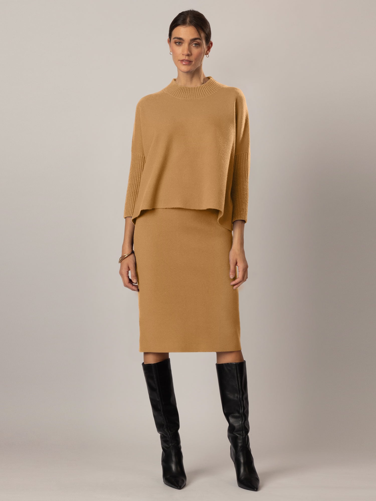 APART Oversized Pullover in Milano- Knit aus einer soften Viskose- Mischung mit Kaschmir | cognac