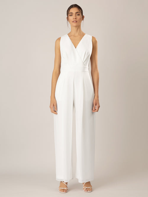 APART Overall im Materialmix aus einer leicht strukturierter Ware und Chiffon | creme image 1