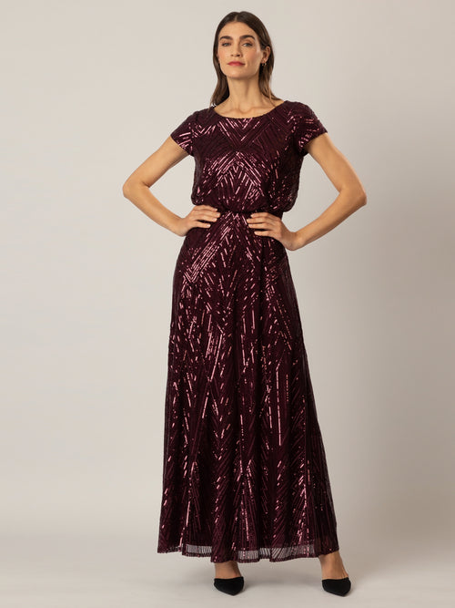 APART Abendkleid allover aufwendig mit Pailletten bestickt | beere image 1