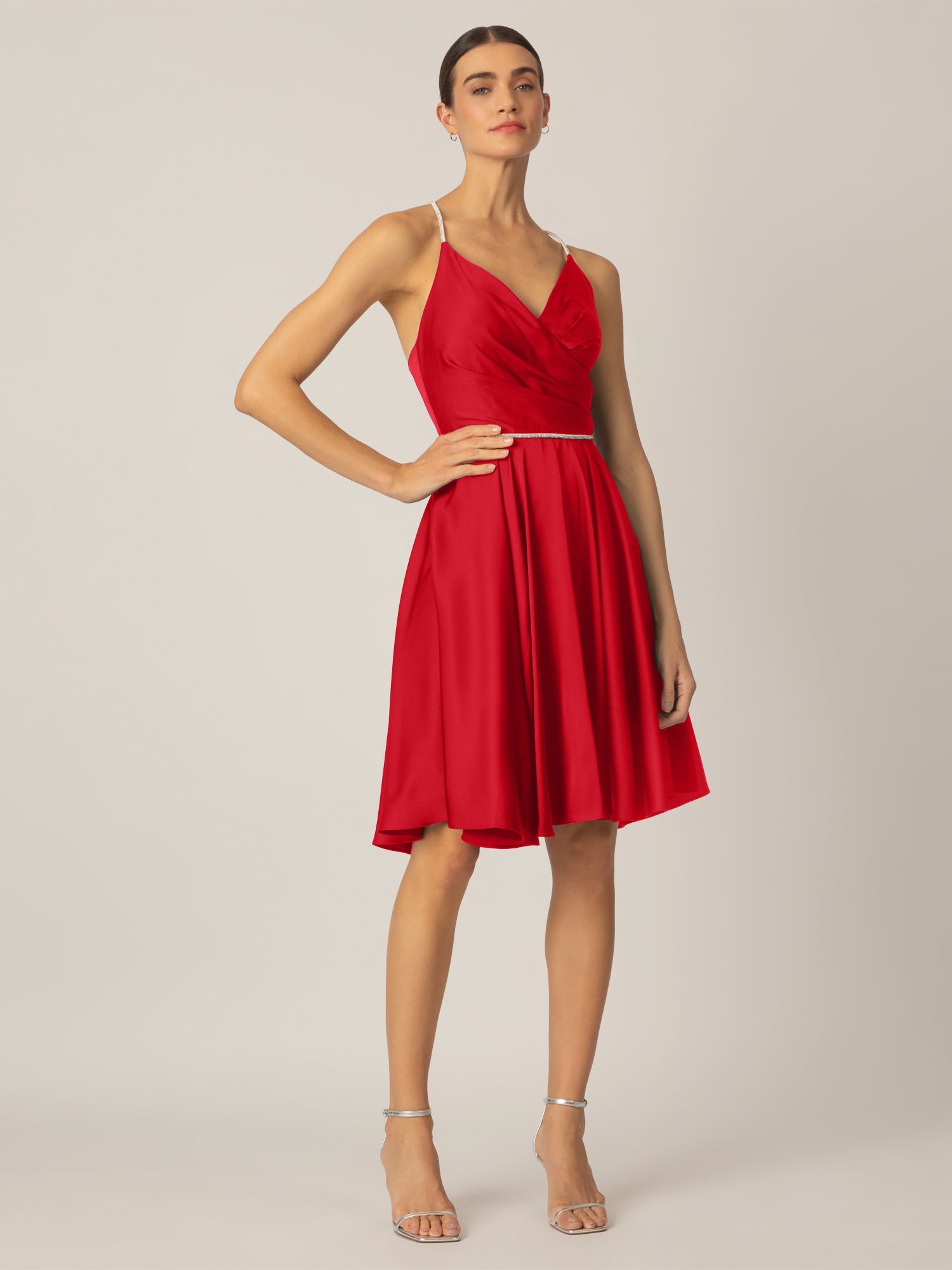 APART Satin-Cocktailkleid mit weit schwingendem Rock | rot