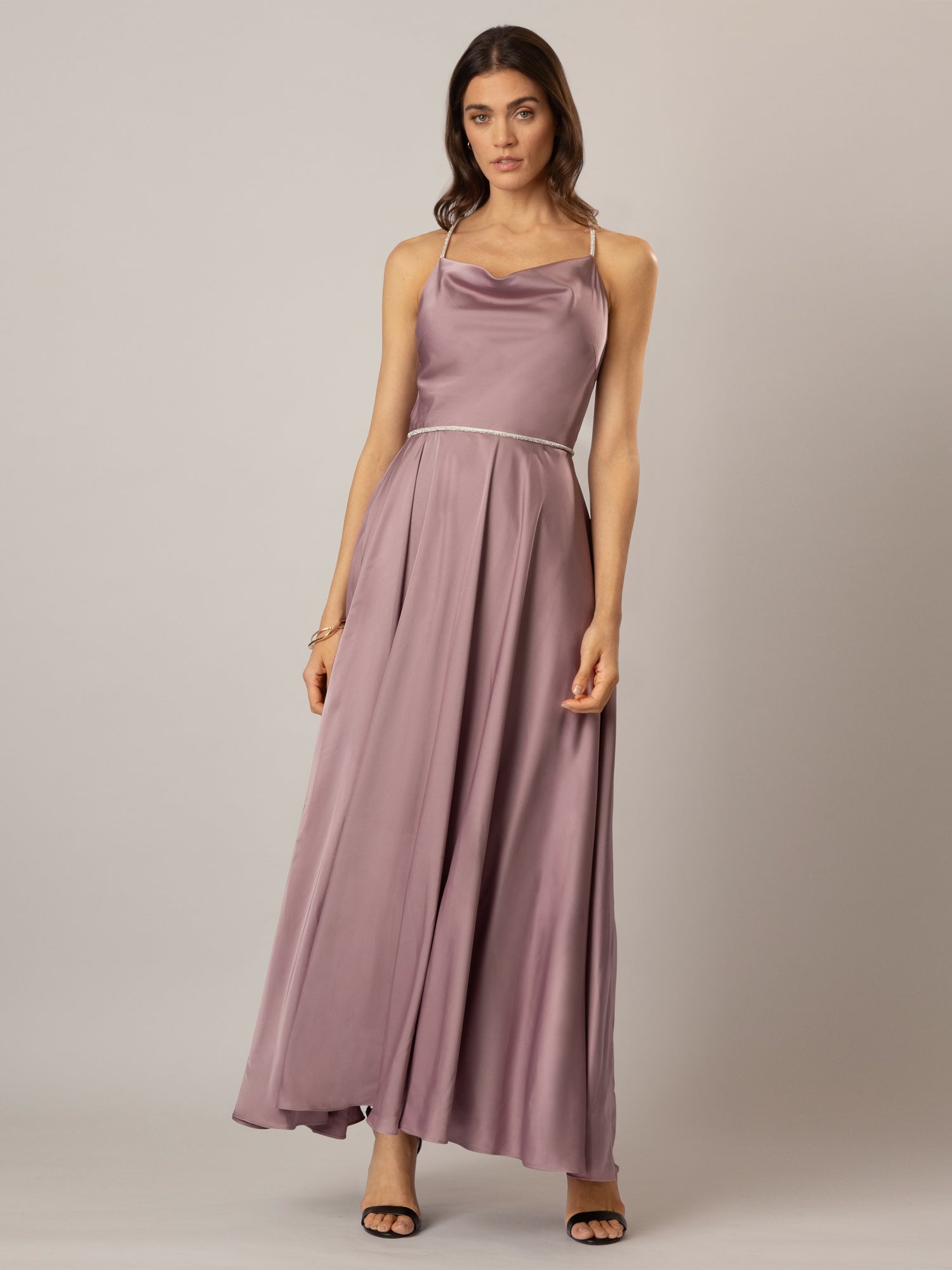 APART Satin-Abendkleid aus mattschimmerndem Satin | mauve