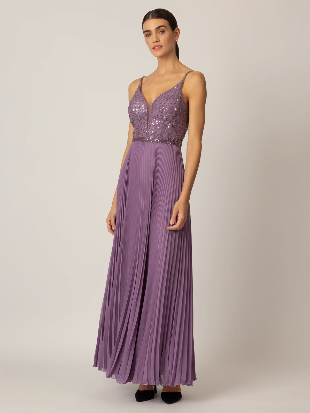 APART Abendkleid aus Pailletten besticktem Mesh und plissiertem Chiffon | mauve