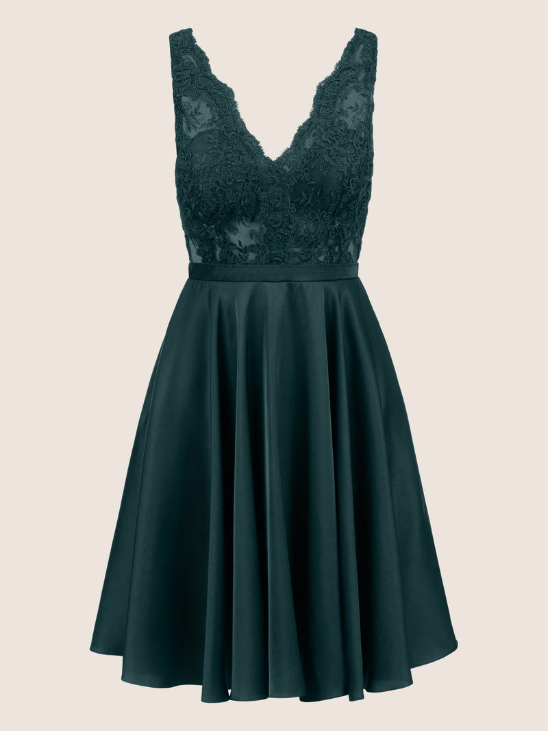 APART Cocktailkleid im Materialmix aus plastischer Spitze und mattschimmerndem Satin | emerald