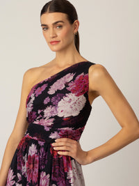 APART One-Shoulder Abendkleid mit Plissee- Drapierung vorne und Smoke- Einsatz hinten | nachtblau-multicolor