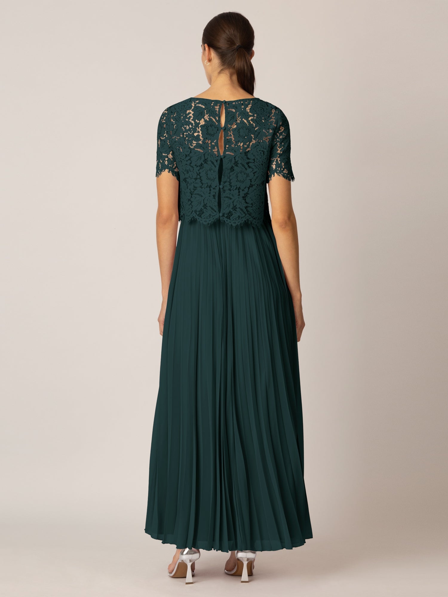 APART Abendkleid mit Spitzenjacke | emerald