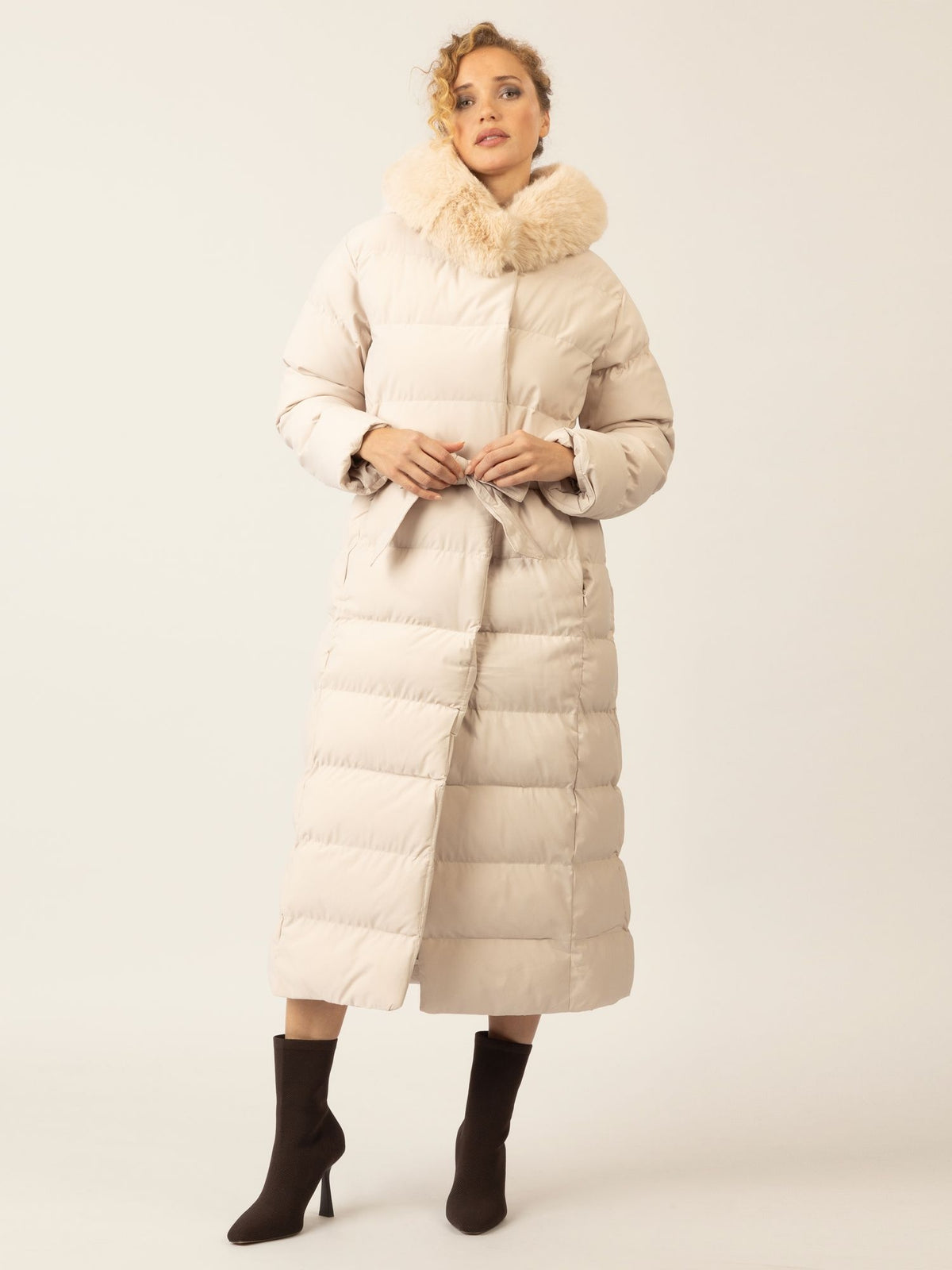 APART Winterjacke mit Reißverschluss für maximalen Schutz im Winter | beige