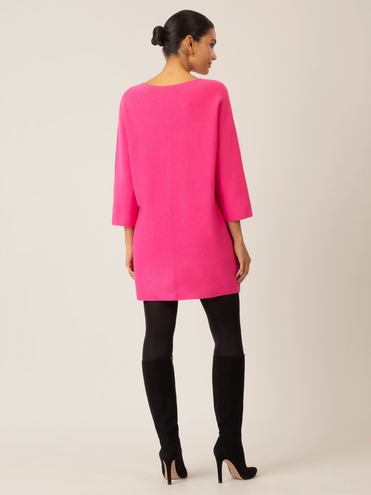 APART minimalistisches Strickkleid mit Tasche | fuchsia