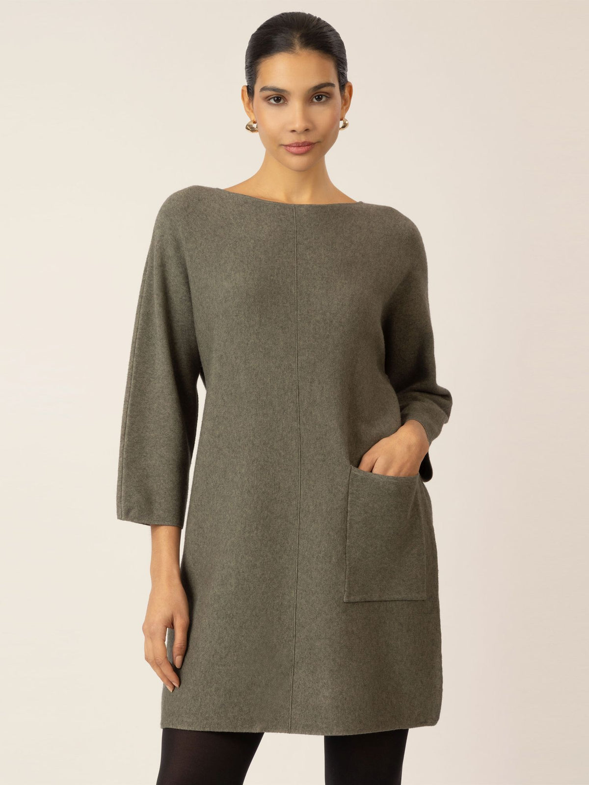 APART minimalistisches Strickkleid mit Tasche | khaki