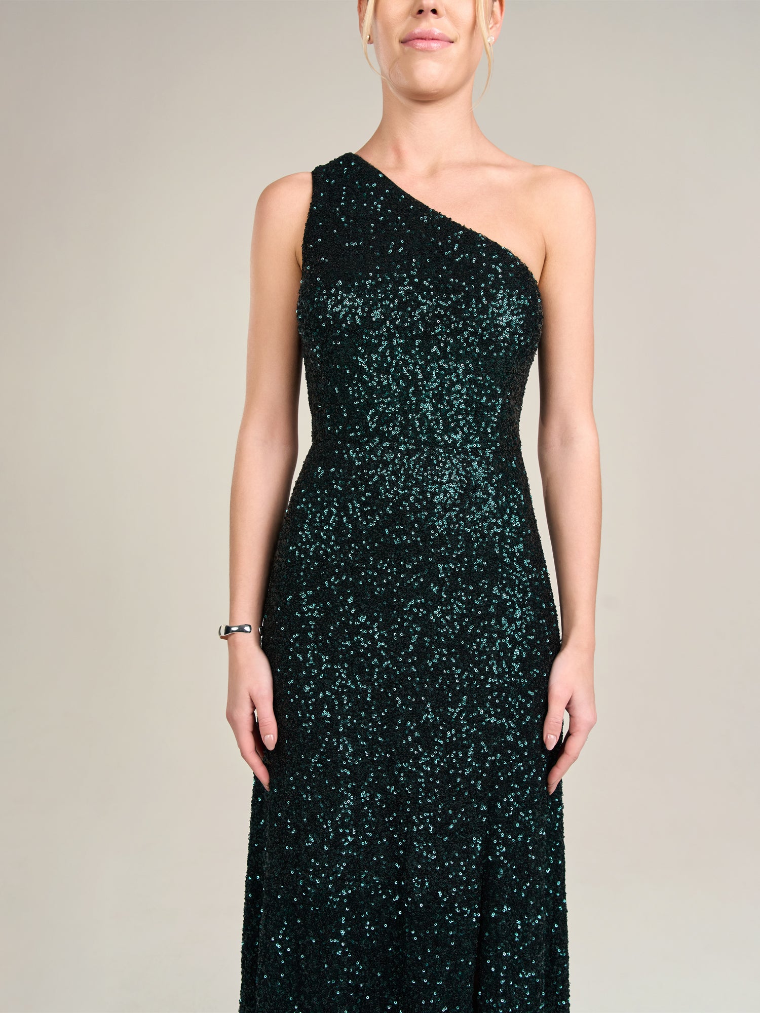 APART One-Shoulder Abendkleid mit unterschiedlich großen Pailletten bestickt | emerald