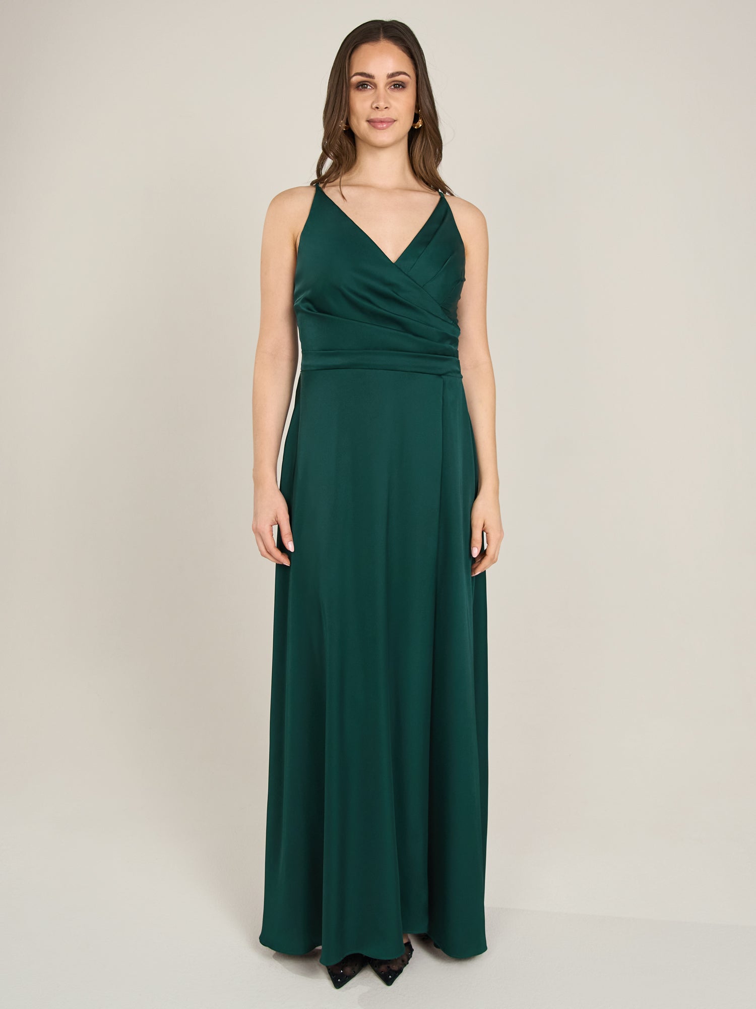 APART Satin-Abendkleid mit Wickeleffekt | emerald