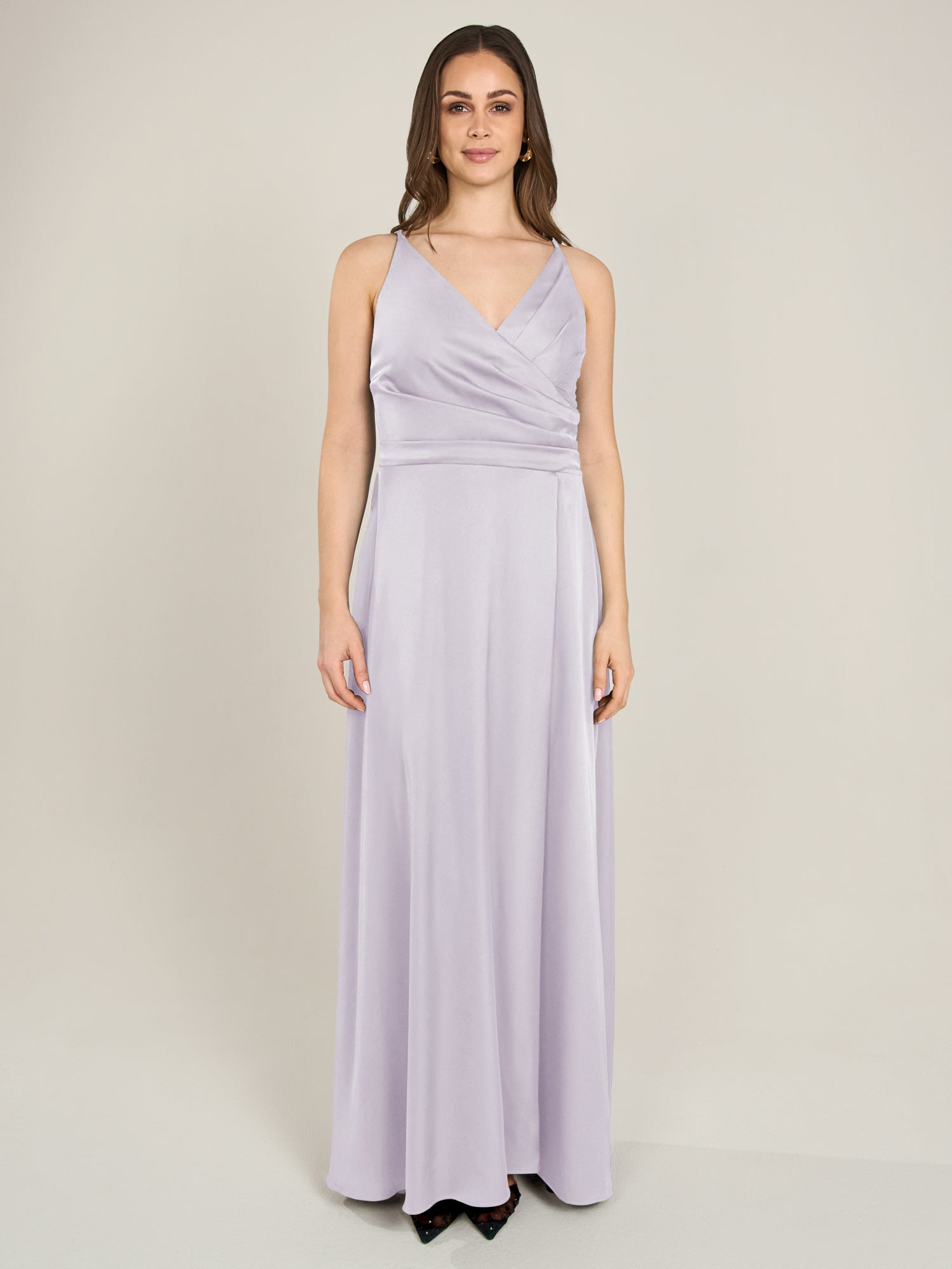 APART Satin-Abendkleid mit Wickeleffekt | lavendel