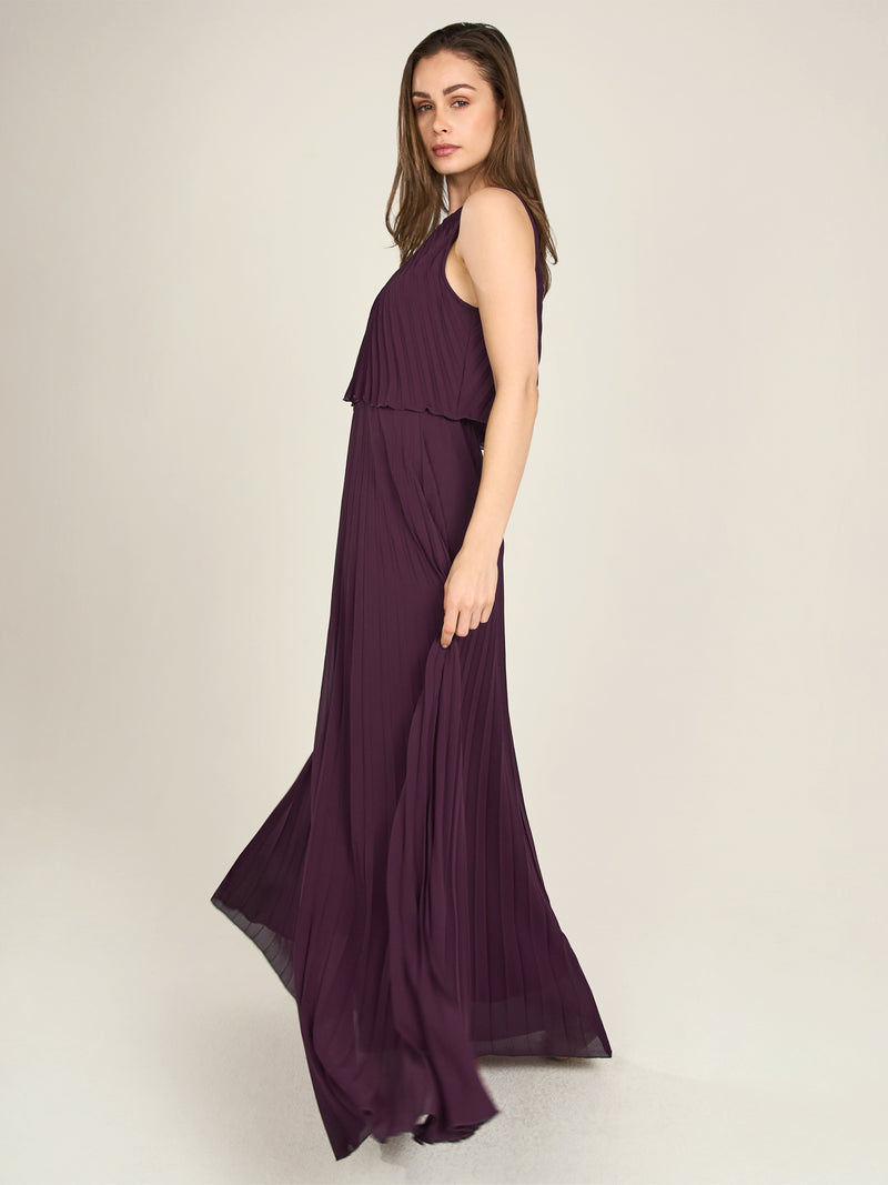 APART Abendkleid mit lose fallendem Sonnenplissee-Part bis zur Taille | pflaume