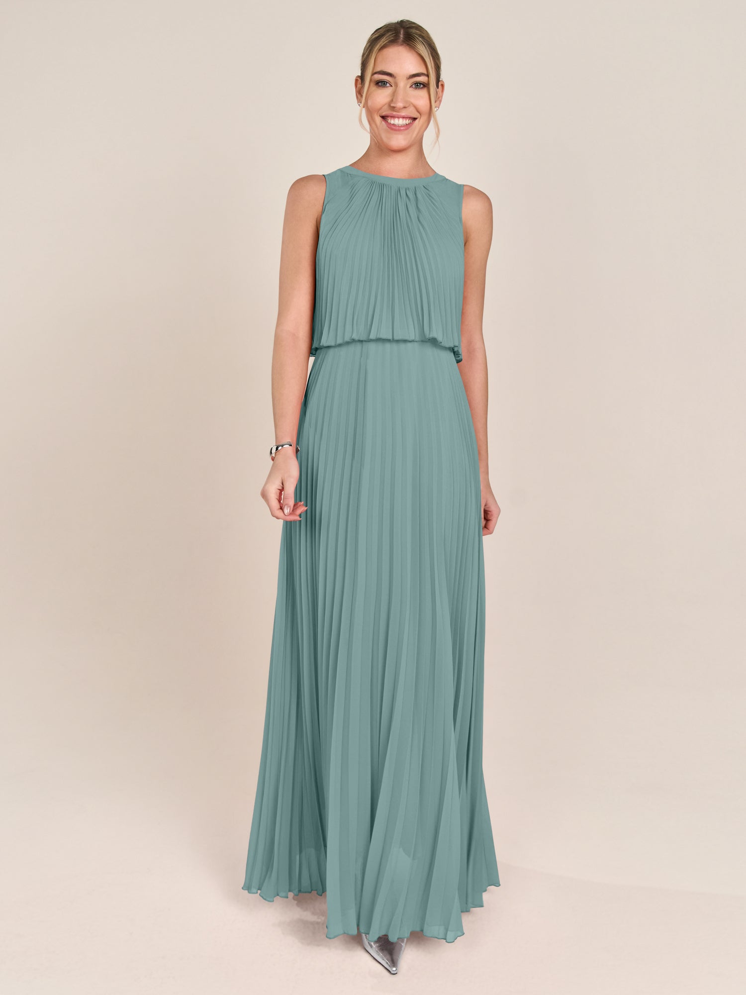 APART Abendkleid mit lose fallendem Sonnenplissee-Part bis zur Taille | jade