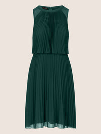 APART Cocktailkleid mit rundem Ausschnitt und schmalem , sichtbaren Halsring | emerald