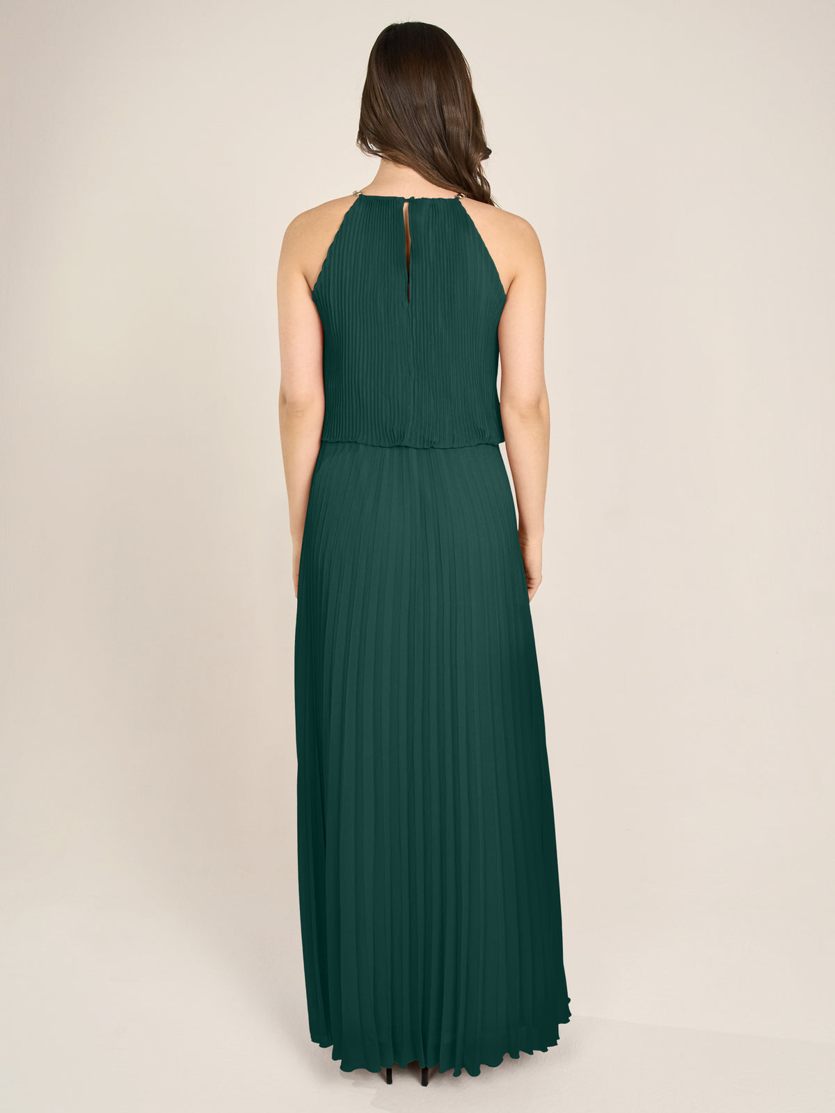 APART Plisseekleid im Neckholder-Stil | emerald