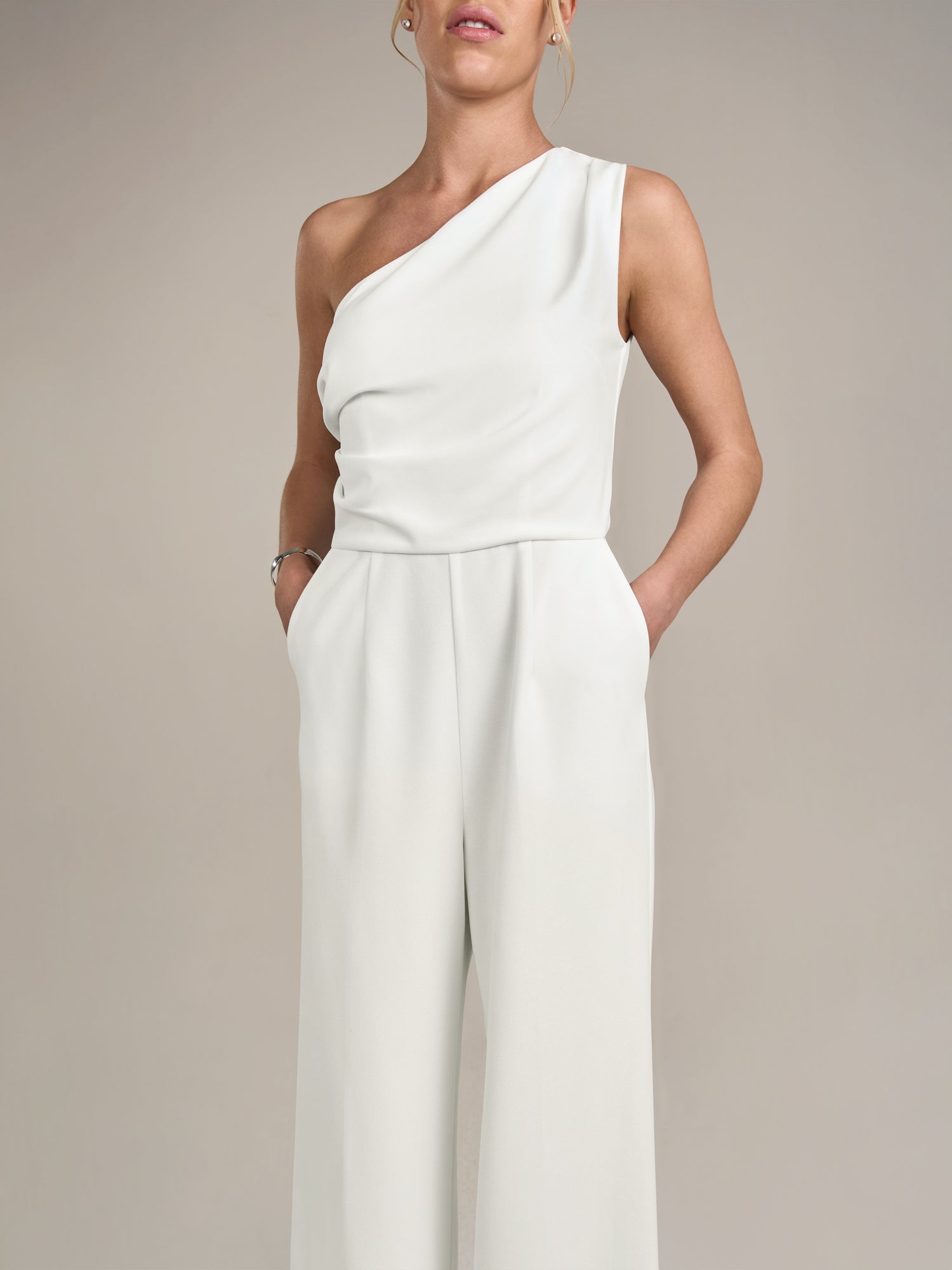 APART One-Shoulder Overall aus einer leicht strukturierten Ware | creme