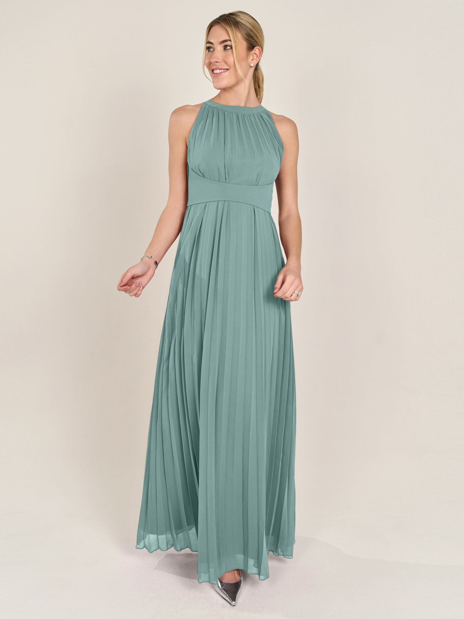 APART Chiffonkleid aus leicht körnigem, plissiertem Chiffon | jade